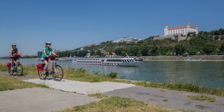 ⓒ Rad und reisen Ruta por el Danubio en bici y barco